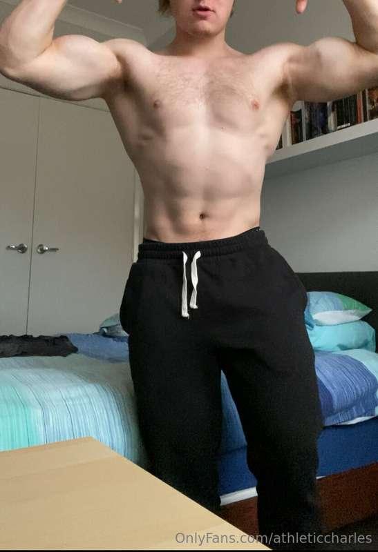 Quick morning flex 💪