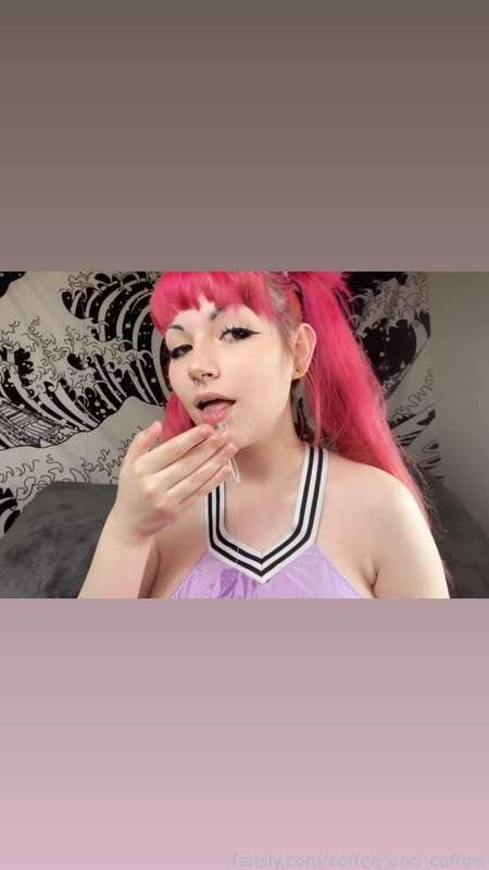 Fuck my throat🫶🏻
