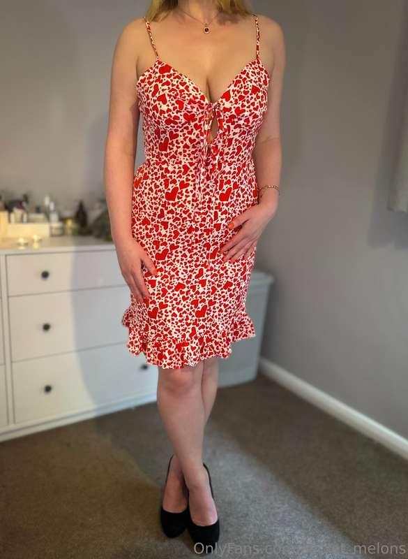 Little throwback today ❤️❤️❤️ I do miss summer dresses, part..