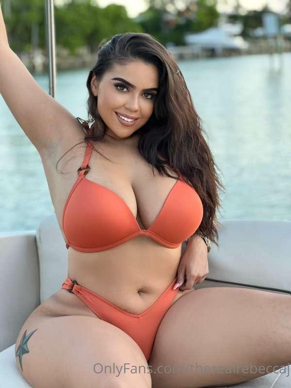 JOIN MY VIP PAGE THATS WHERE ALL THE LIT SEXY 😈 CUMMING💦 DRI..