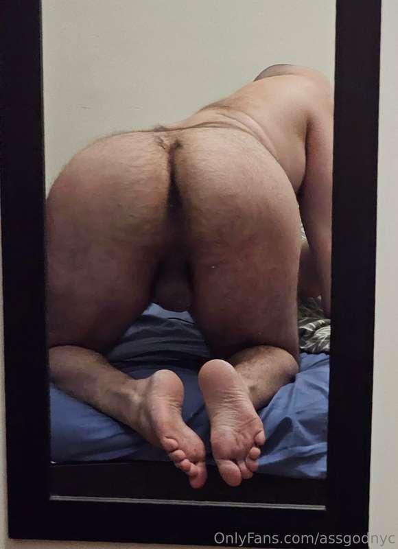 need a shower after my walk. so sweaty everywhere