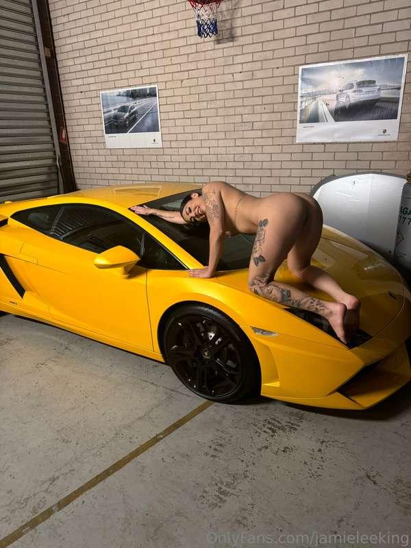 Why would I not be smiling on this lambo🤪