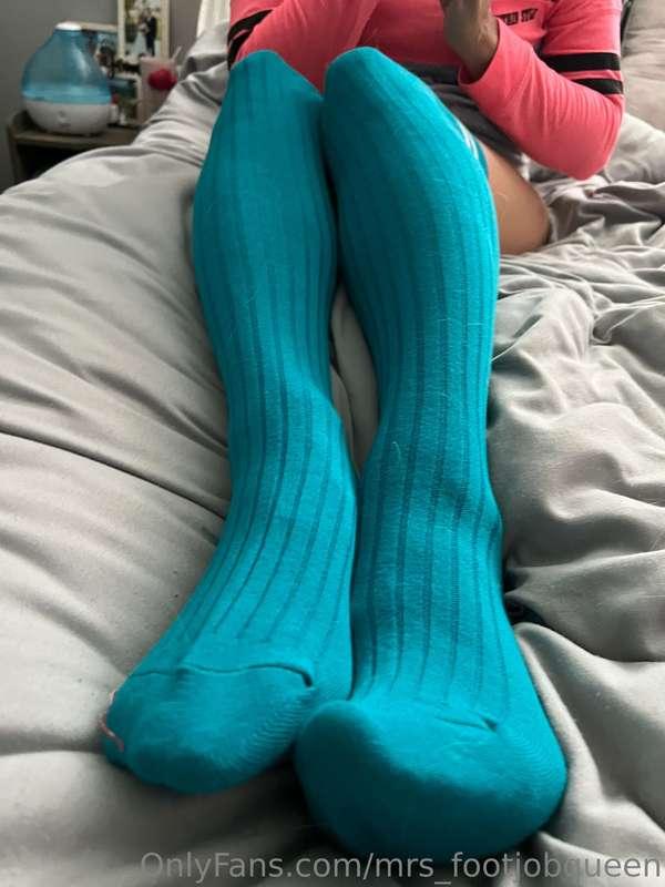 mrs_footjobqueen image #2