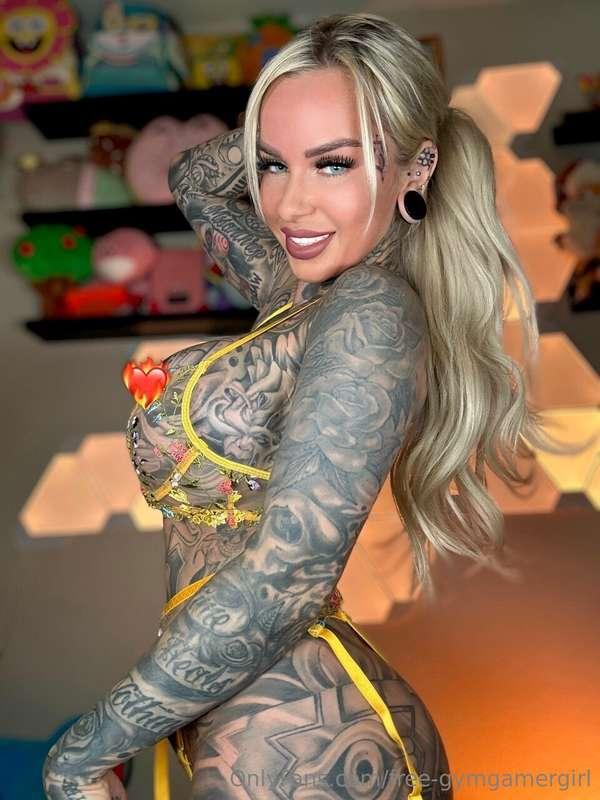 You should use me while I’m online 😈