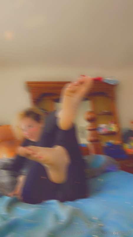 It’s getting freaky and dizzy in here hope I made your fetis..