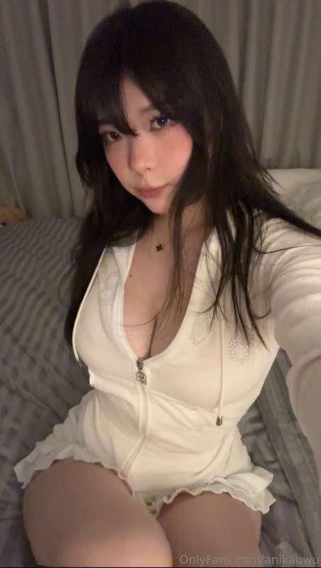 if you're new here... dm me your favorite position >///<