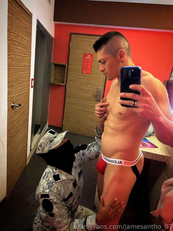 EL RECLUTA 🇲🇽😈  🇲🇽🍑 @eros_s3x 🇲🇽🍆 @jamesantho_07