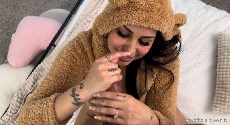 🎥 16 min blowjob 😜 watch him 💦 on my face 😊