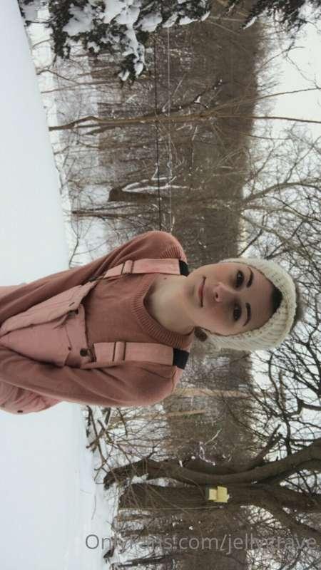 i wish i could’ve taken more pics but it was wayyy too cold ..
