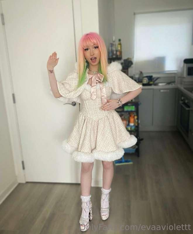 just a barbie looking for ken 💕