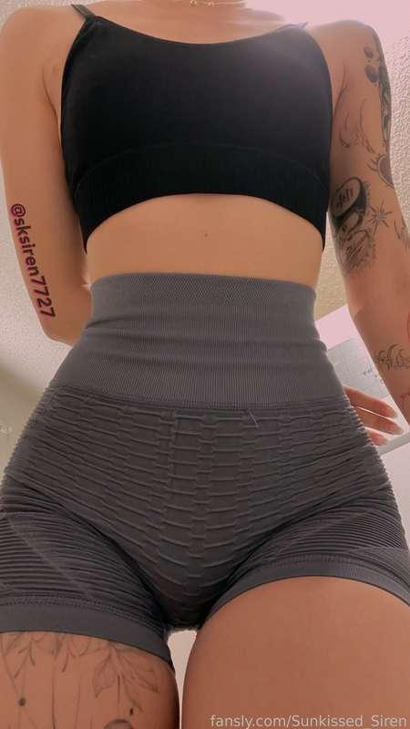 sunkissed_siren image #1