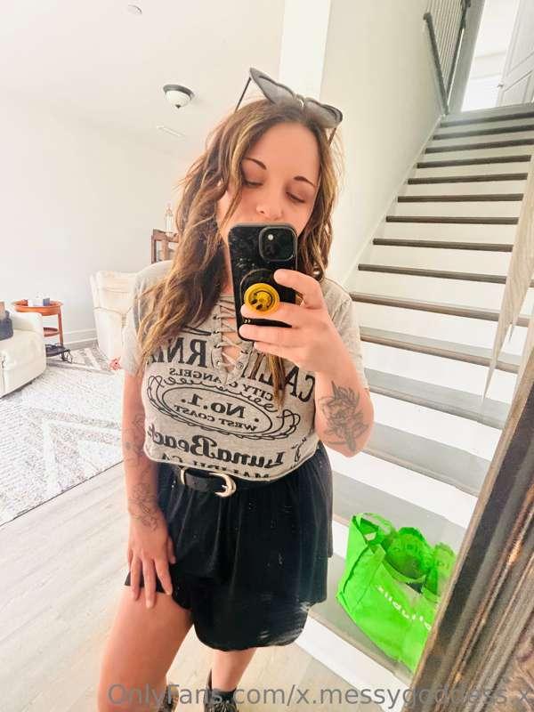 Happy weekend babes!! 💋