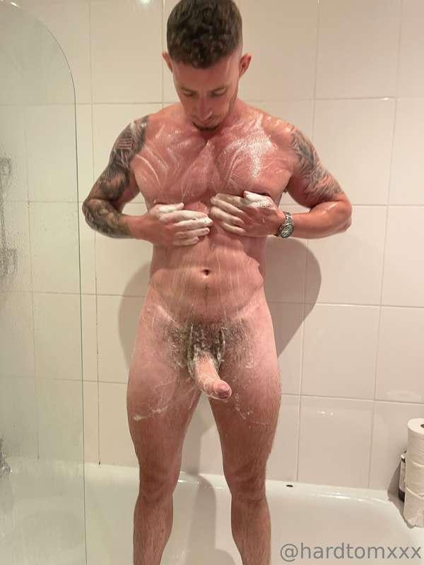 Competition time is back!!! Who wants my big fat cock, clone..
