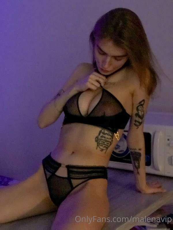 Put your face in my big natural tits🥵😈😱