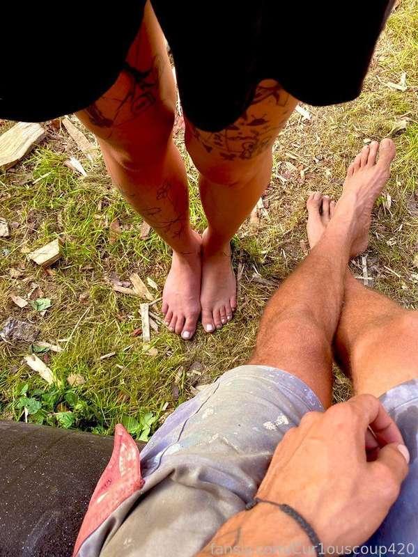 These walks are turning me on as hell😍😍😍💦💦
#Public #Nature #couple #Czech #Feet #Barefoot #Booty  #Kinky #Outdoors #Slut