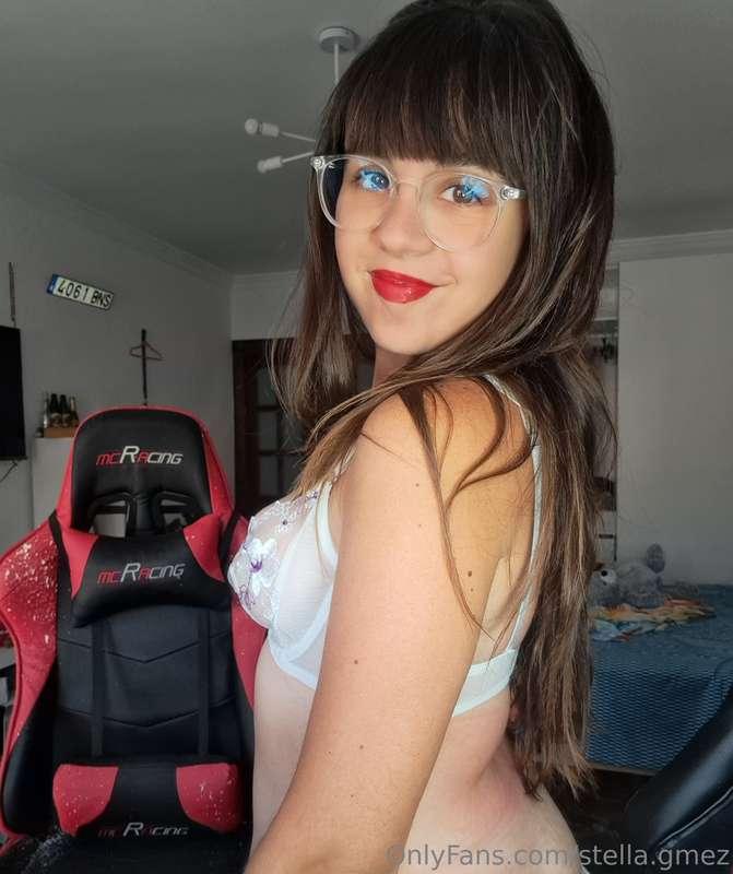 Hola mis niños! 💕 ¿Os gustaría ver los bañadores que tengo? ..
