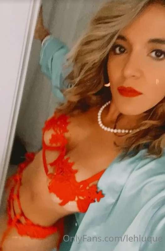Guess what is my favorite color ??