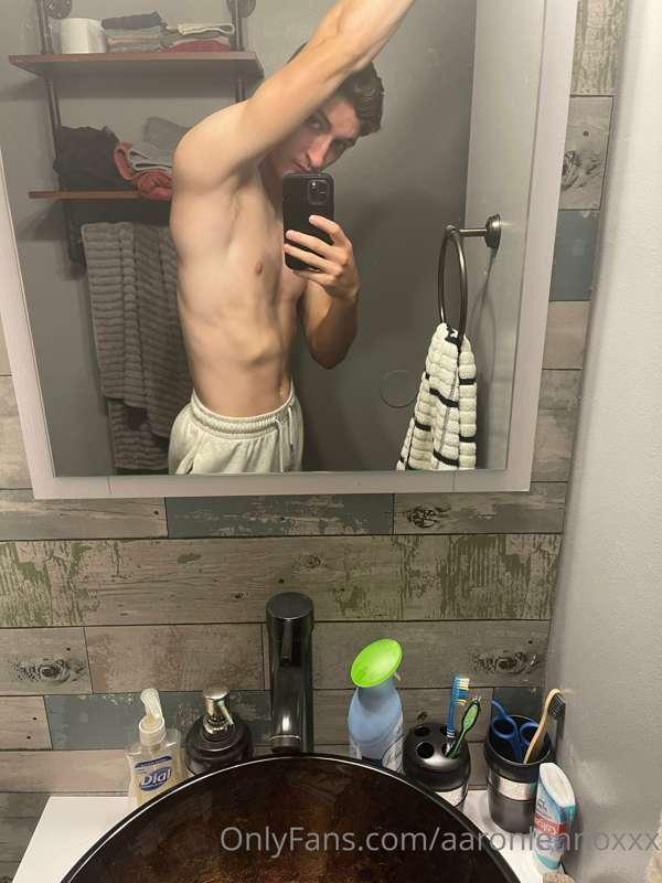 I need gains 😭