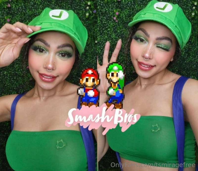 Join Mirage as she roleplays as Luigi, and uses a miniature ..