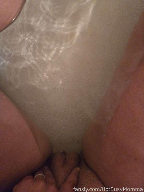 hotbusymomma image #0