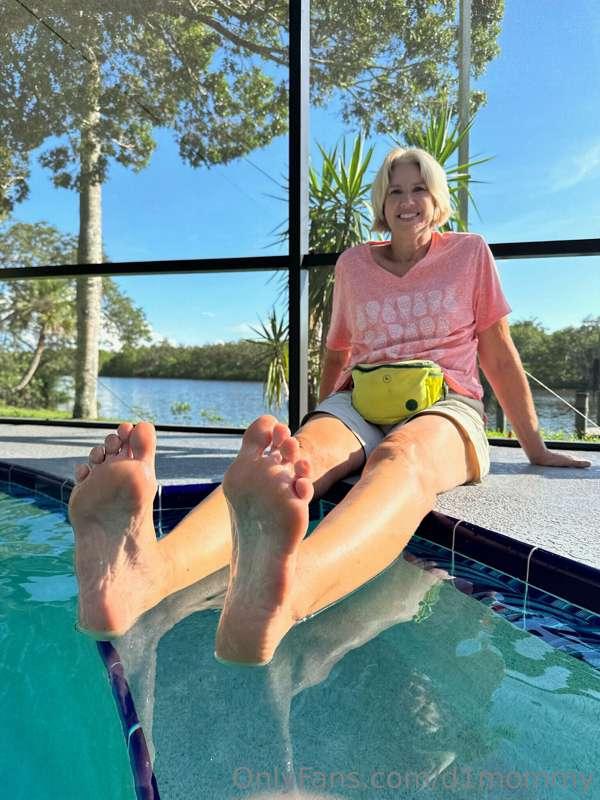 BIG mama likes the pool ❤️💦