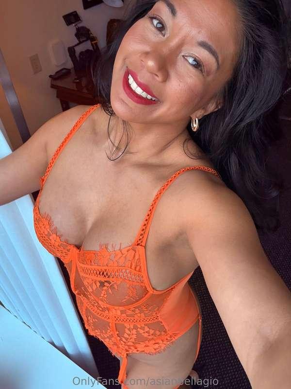 Rise and shine! My fantasy look from last nights hotwife dat..