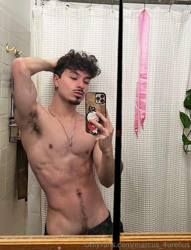 Glad I have been selected to be featured on @onlyxxxguys, th..