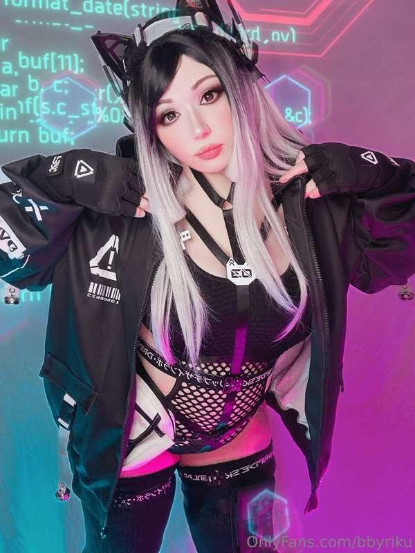 caught u simping again huhdon’t worry… i’d prob roll for me ..