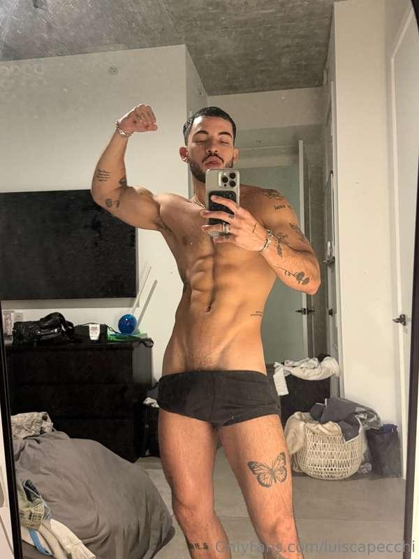 reminding u why ur here ;) wanna see what else is flexing ha..