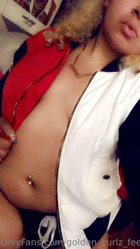 golden_curlz_feedee image #1