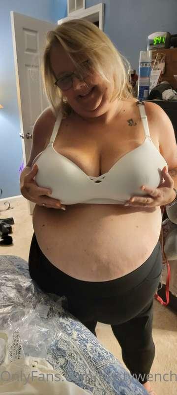 New bras and top. Whatcha think?