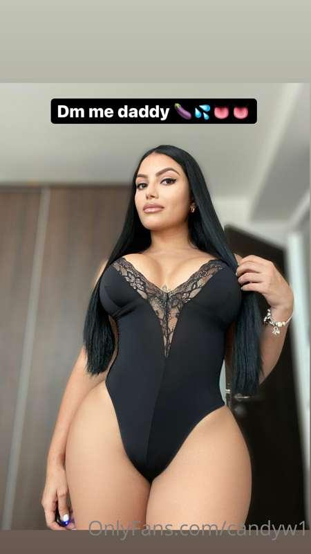 My pussy is ready to cream and get milky💦🥛