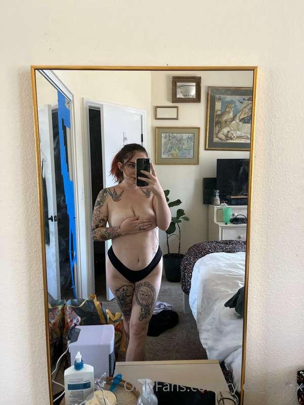 If you dont like mom bods why are you even here?