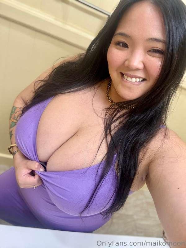 How hard can I make you? Subscribe to find out ⇢ @maikomoonv..