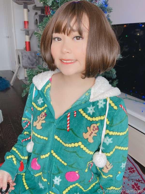 My favorite Christmas set (before i got covid)~ Only the OG ..