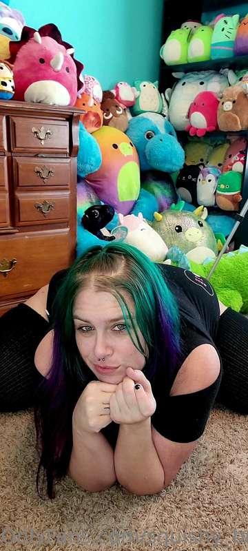 Wanna play? I promise I don't bite... too hard 😈