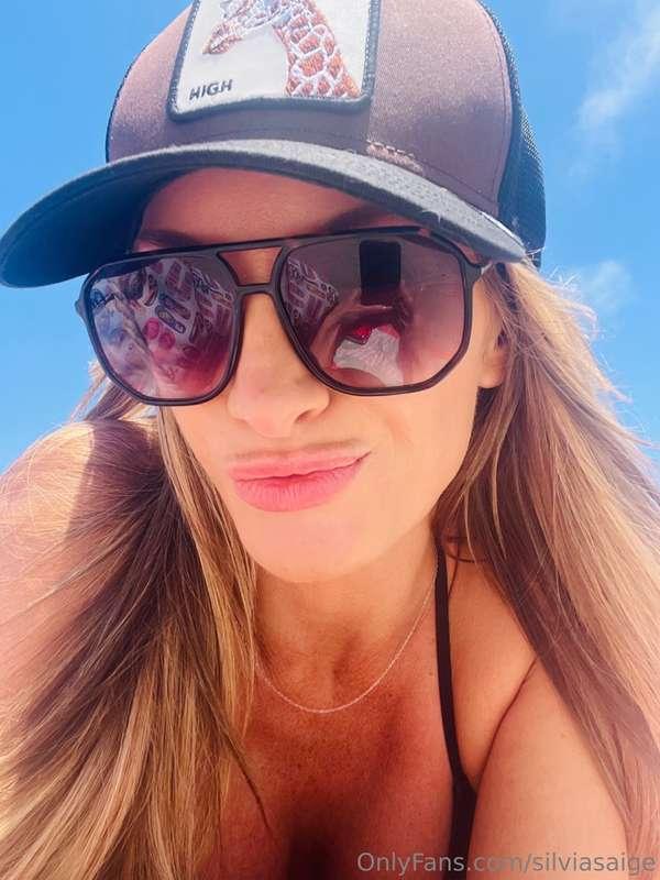 sending you some kisses 💖