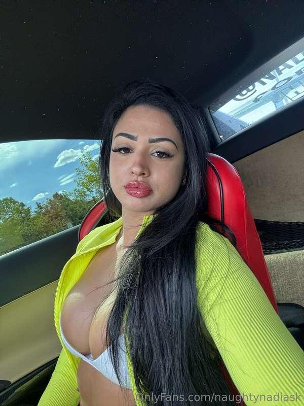 heading home from the gym.. who's around to play w me?? 😇😇