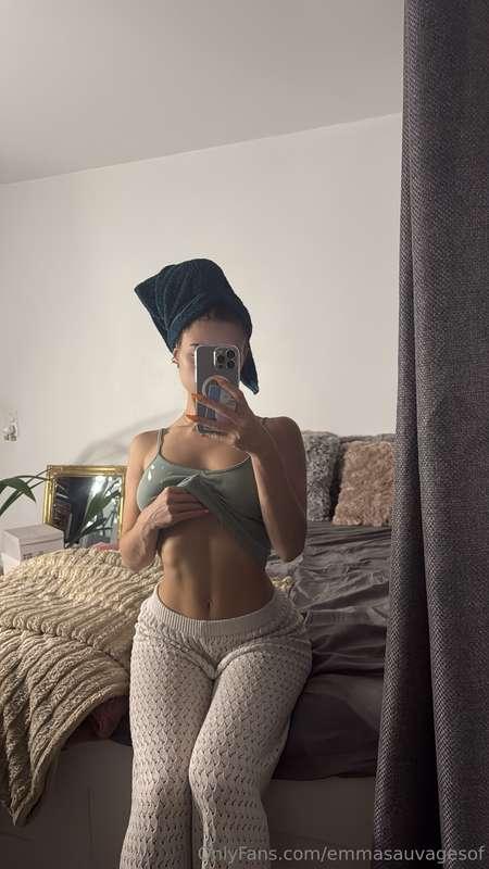 👀
