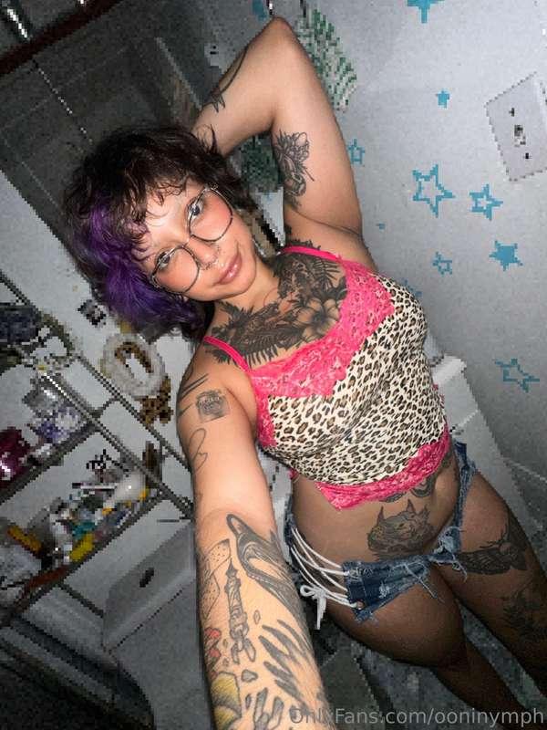 new solo!! unlock to watch me strip tease for you in my cute..