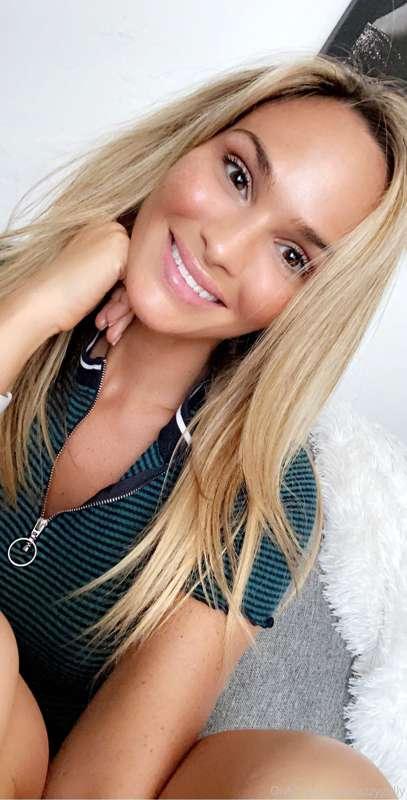 Good Morning! 
I wish you all a beautiful day!
I have been s..