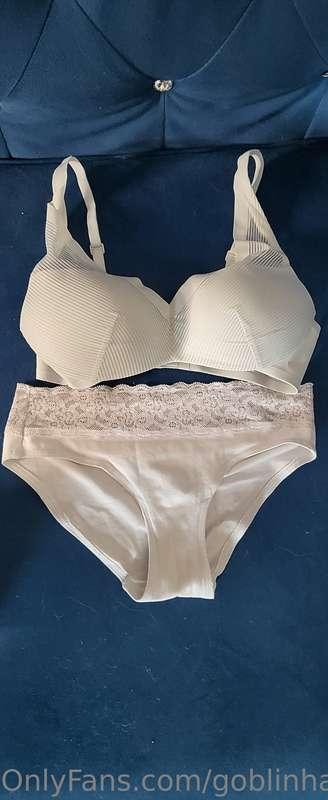 White lingerie set 😍 😋 ✨️ 💕 👌 😏 😍
