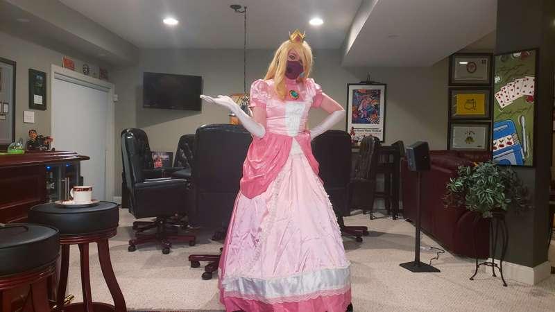Here's another Classic Peach. This should be Very fun. >:)