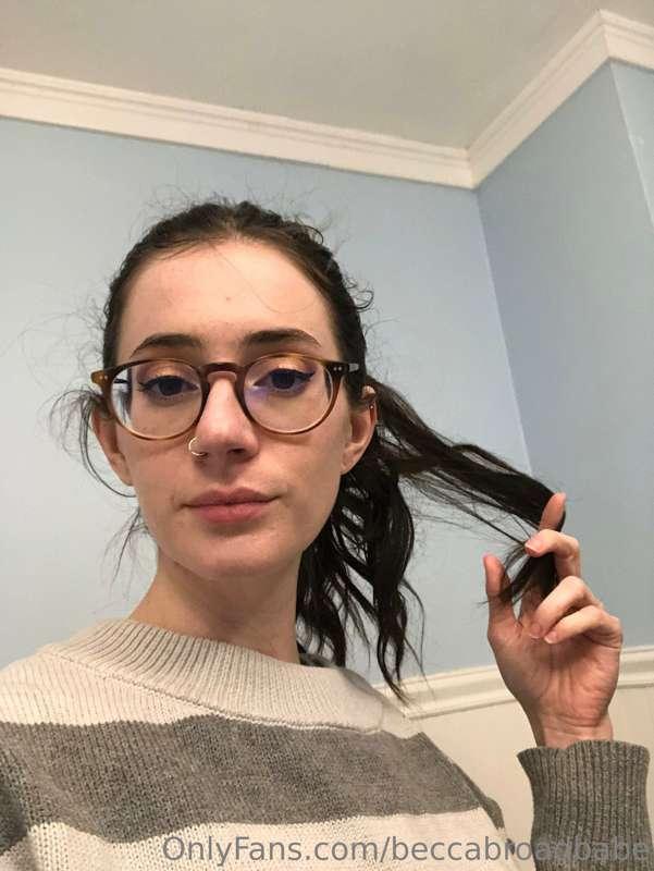 do you like the long hair? I love it in a ponytail!!