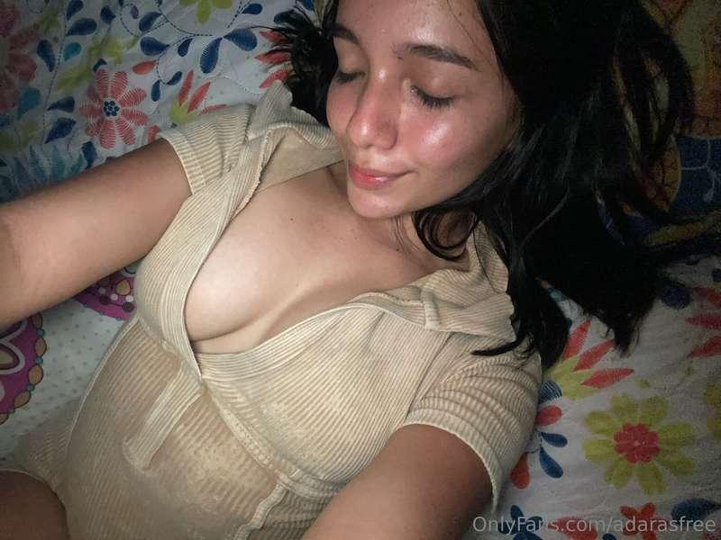 i had dirty dreams last night so i'm in the mood right now 😈