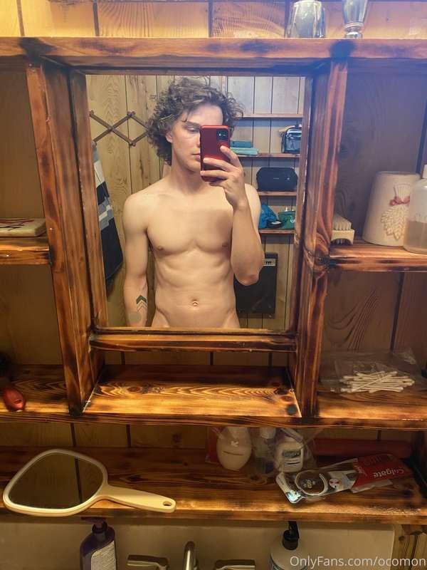 Sneaky cabin tease 😈