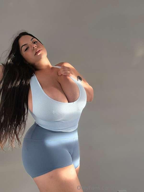 This is your sign to message me🤍