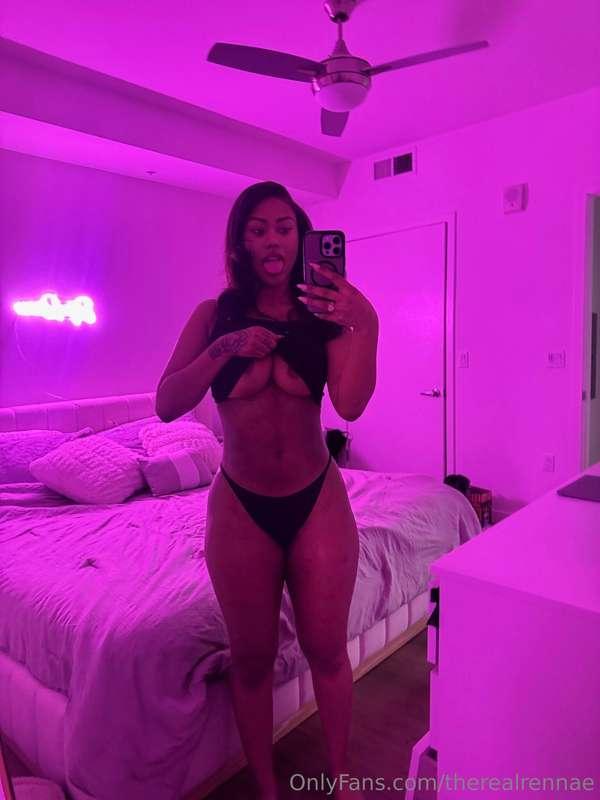 so good you can’t look away