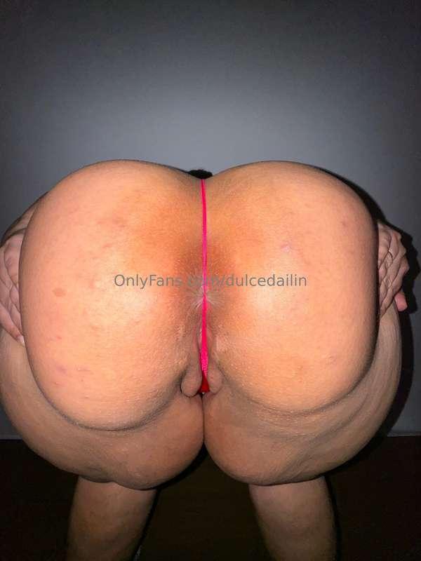 Move the thong and eat my asshole 😈