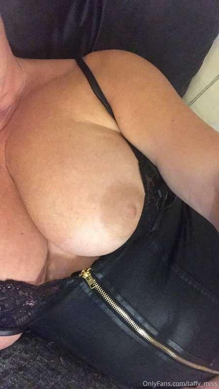 Tip me if u want to see him fucking me